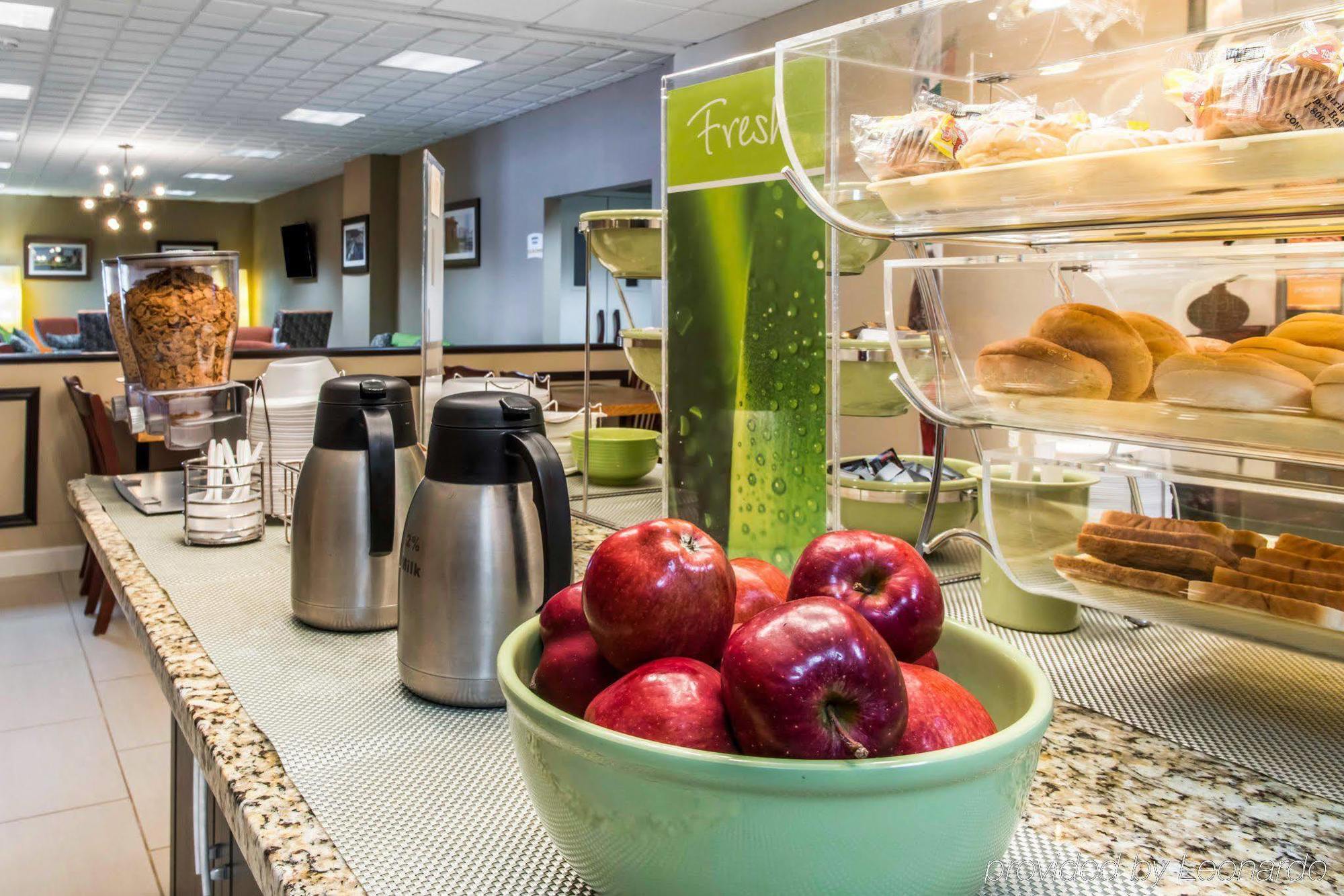Quality Inn New Kensington Bagian luar foto